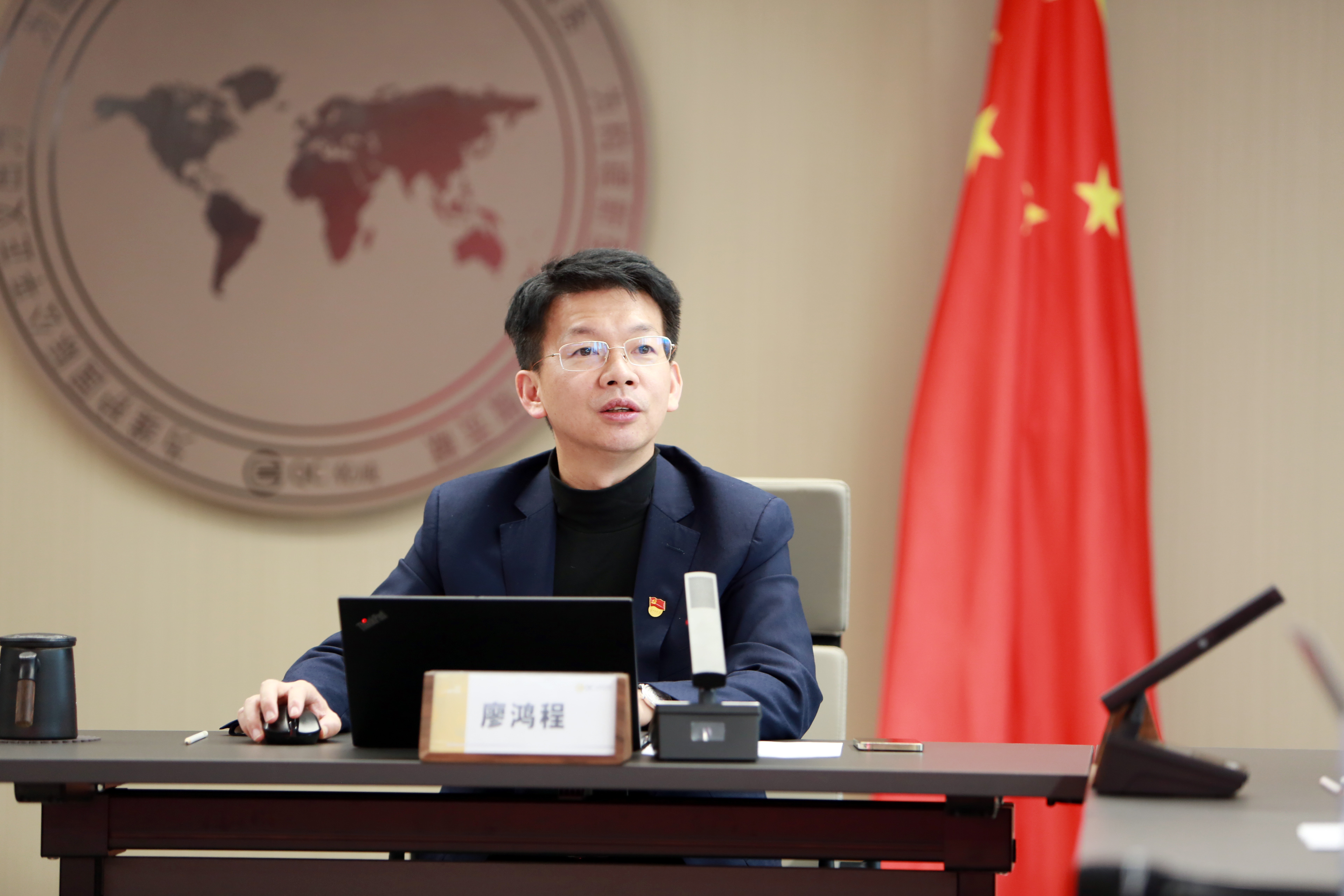 廖鴻程在《學習時報》發表署名文章：發揮新生代律師在全麵依法治國中的作用
